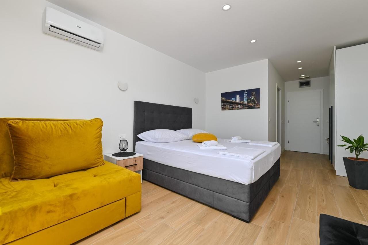 Boutique Hotel Ivy'z | Deluxe Triple - Image 12