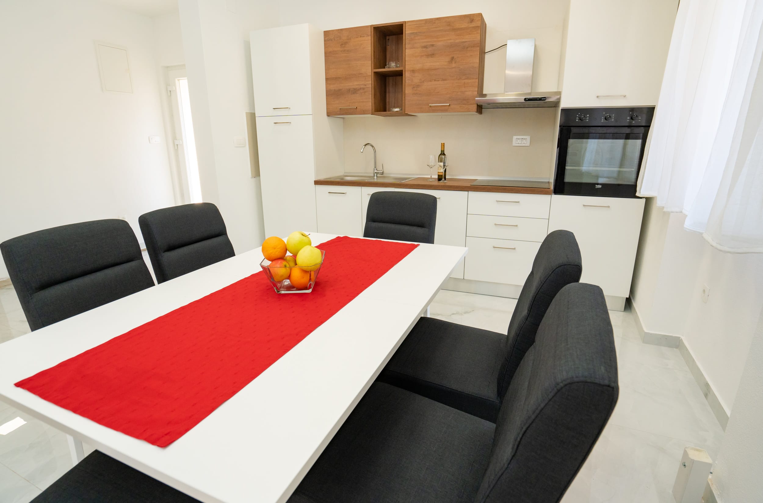 ROZA 1 | Two bedroom - Image 5