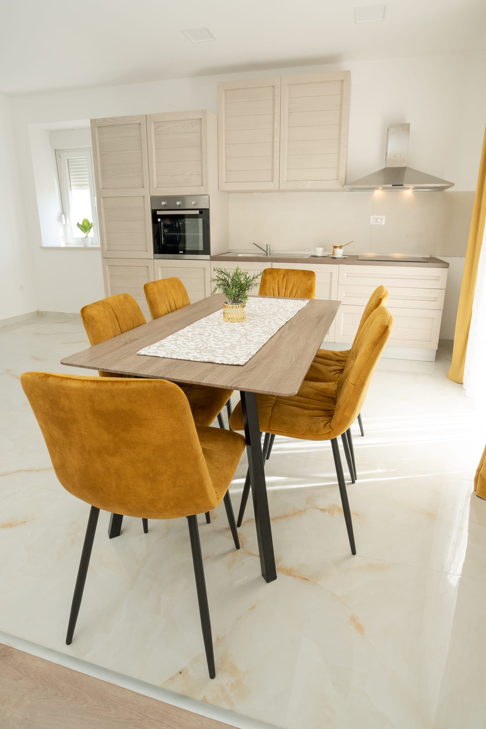 ROZA 2 | Two bedroom - Image 6