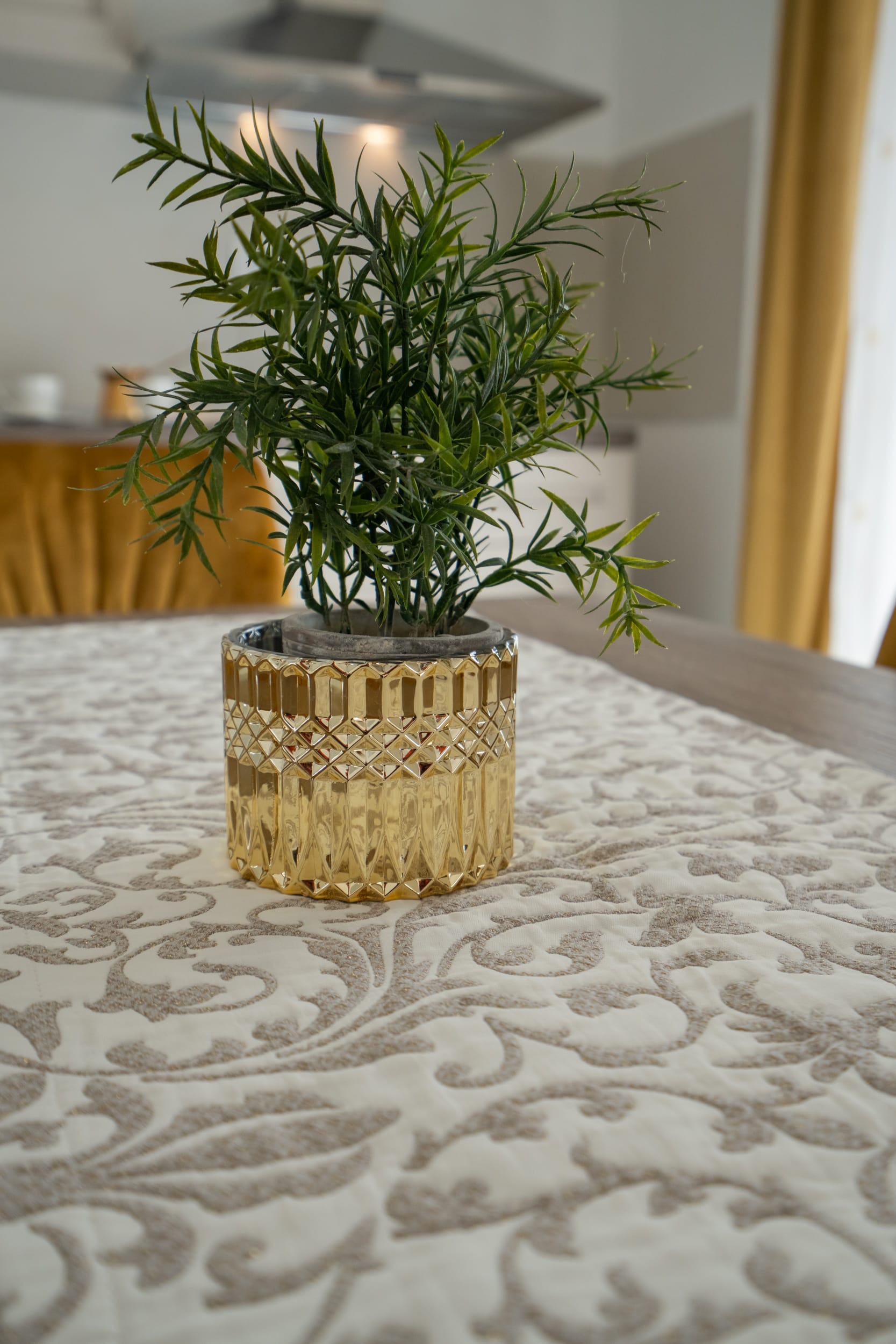 ROZA 2 | Two bedroom - Image 8