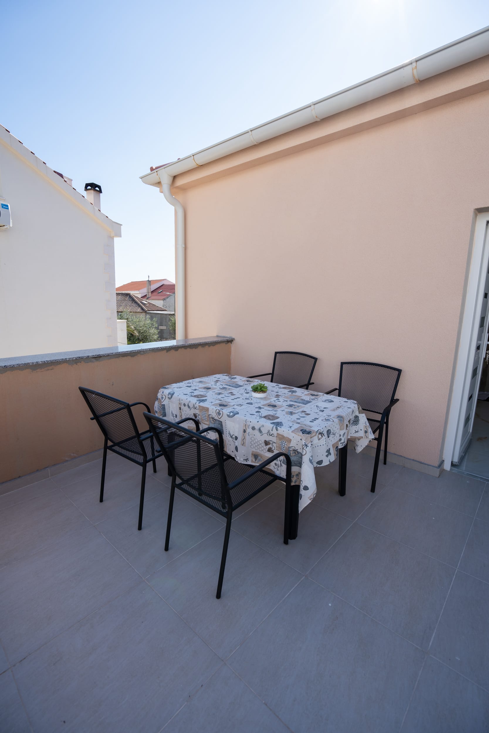 ROZA 2 | Two bedroom - Image 14