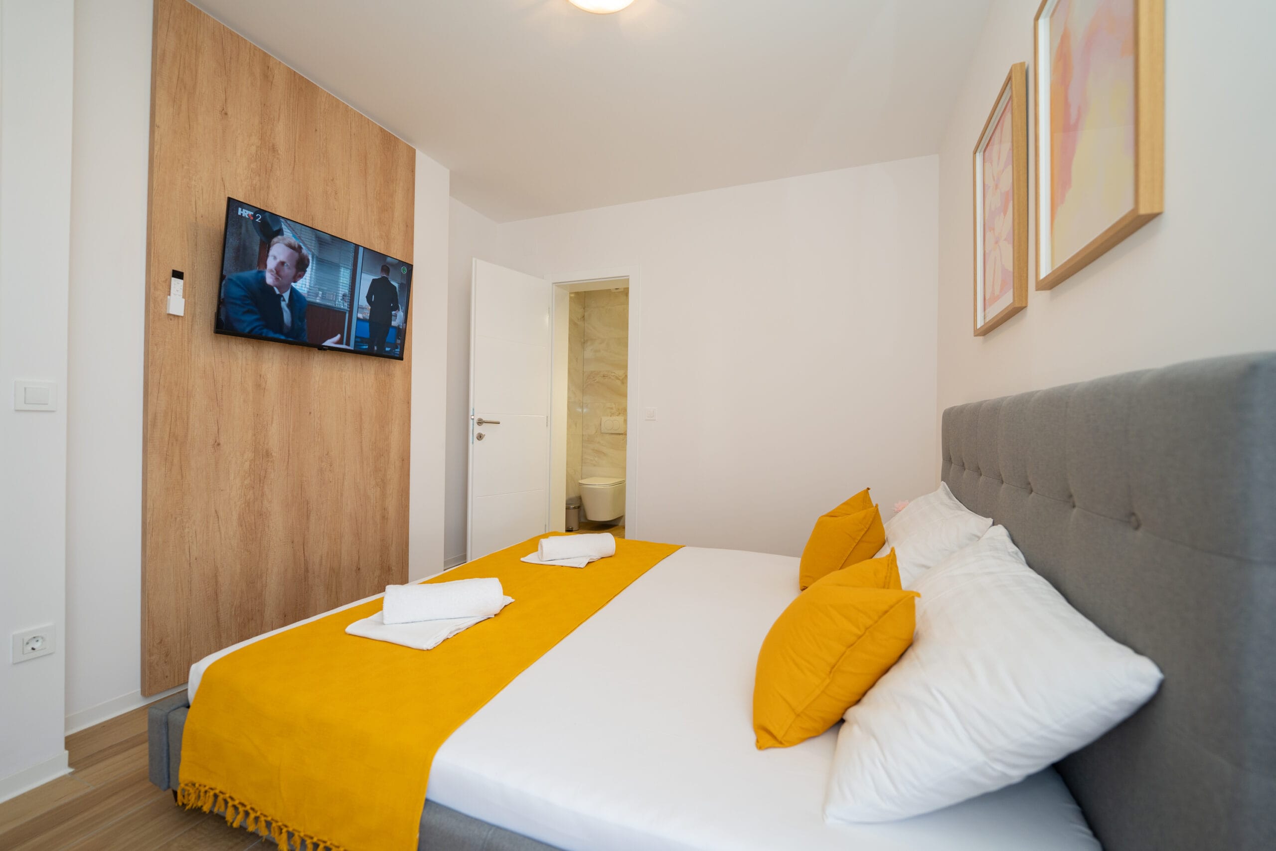 Break A & C | Two-bedroom - Image 9