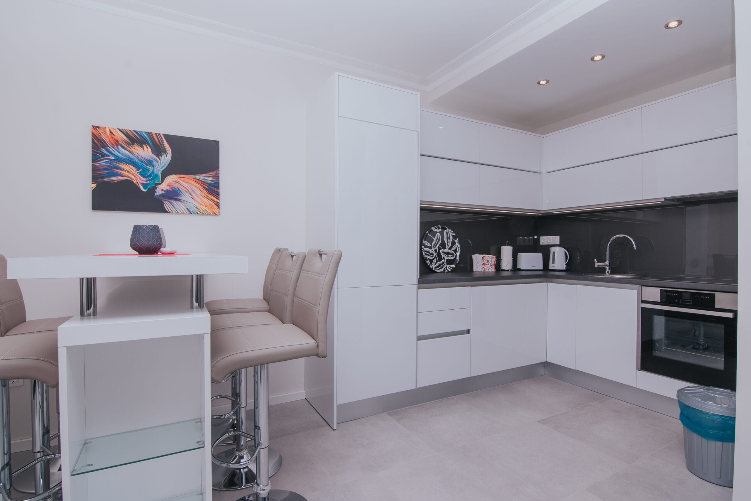 Relax | One-Bedroom Infinity II - Image 13